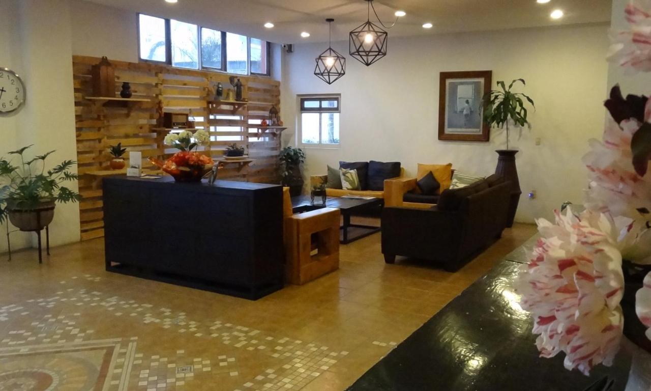 Hotel San Miguel Pénjamo Dış mekan fotoğraf